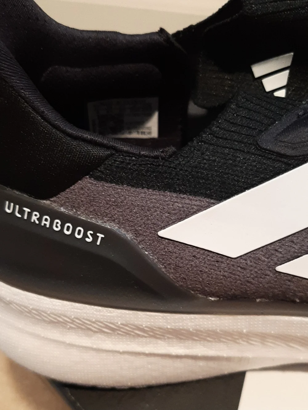 adidas NIB  Black and White Ultraboost 5X Running Shoe Size 8